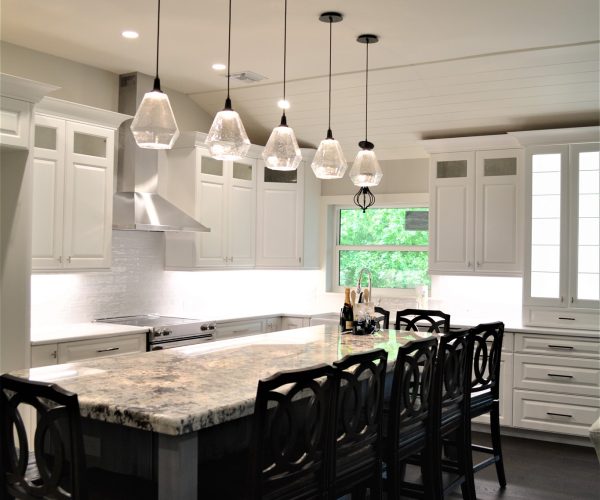 ME Kitchen with lots of seating