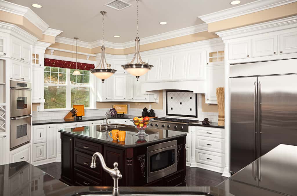 4 Kitchen Designing Mistakes To Avoid - Royal Palm Closet