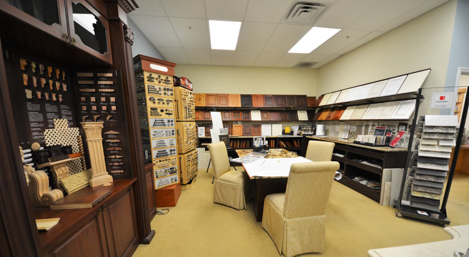 What Factors Affect the Cost of Custom Kitchen Cabinets? - Royal Palm ...