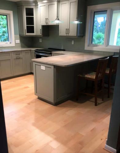 Kitchen Counter And Cabinet Finish Combinations - Royal Palm Closet